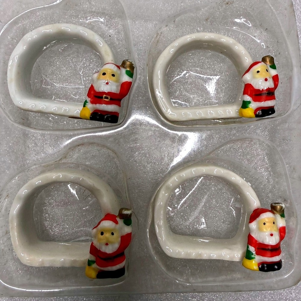 Vintage Ceramic Santa Claus Napkin Ring Christmas Holiday Table Decor White Red